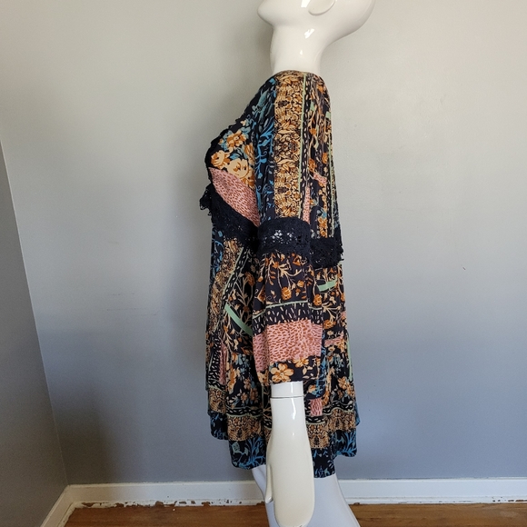 Jaase Tunic with Crochet detail, VGUC, Size S - Picture 5 of 8